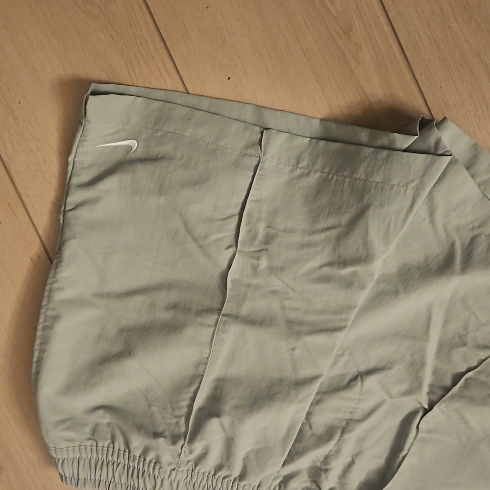 Nike Sportswear Everything WovensWomen's Mid-Rise 5" Shorts Med - Picture 7 of 7